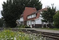 17_21535  Der Bergedorfer Bahnhof Sd wurde 1906 erffnet und bediente die Bahnstrecke nach Geesthacht. Ab 1912 wurde vom dem Bahnhof Sd auch die Marschbahn Richtung Zollenspieker angebunden; schon 1957 wurde der Personenverkehr hier eingestellt.www.hamburg-fotograf.com
