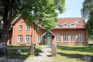 1149 Alte Schule in Wentorf - jetzt Begegnungstätte.